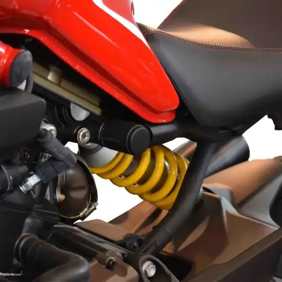 Ekspresowa dostawa Zaślepki ramy PUIG do Ducati Monster 821 / 1200 / S